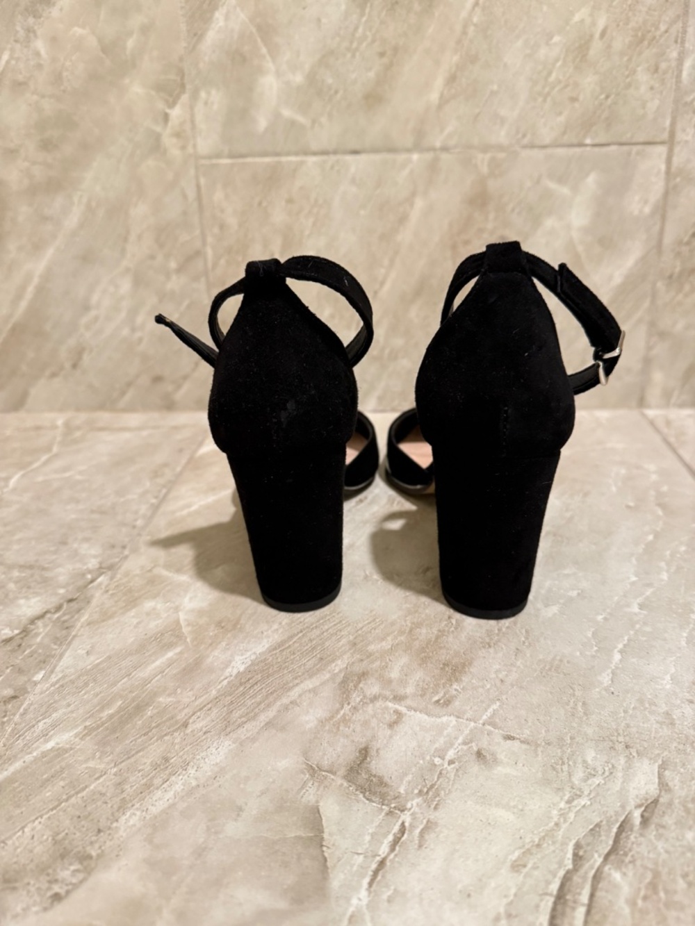 Anna Field Pumps - Picture 4 of 6